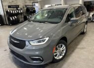 2021 Chrysler Pacifica Touring AWD