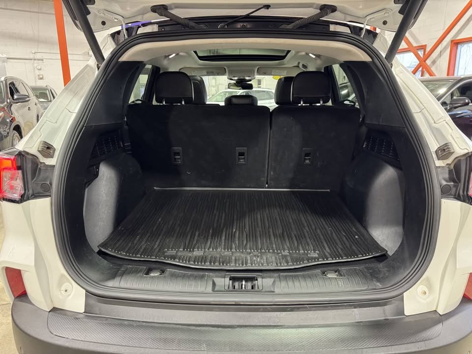 2021 Ford Escape Titanium Hybrid AWD