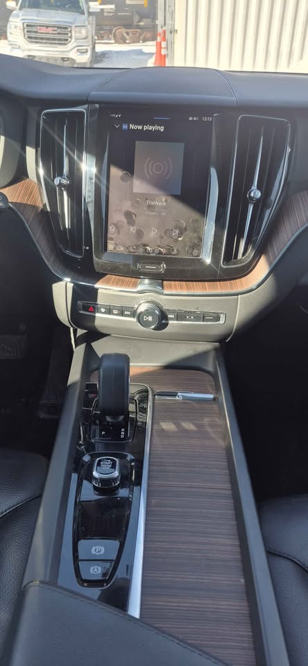 2023 Volvo XC60 Dark Theme