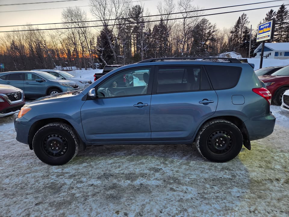 2012 Toyota RAV4 Base 4WD