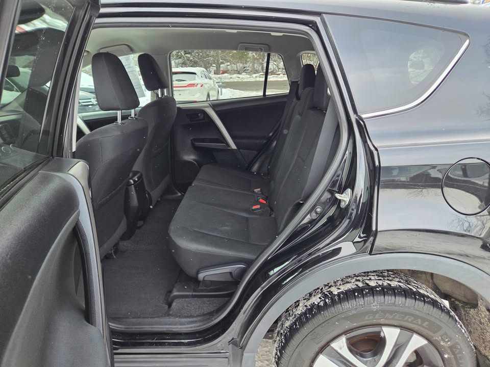 2017 Toyota RAV4 LE FWD