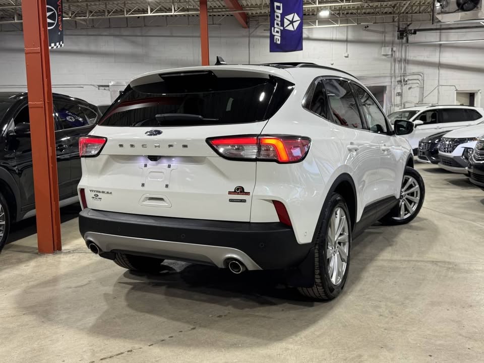 2021 Ford Escape Titanium Hybrid AWD