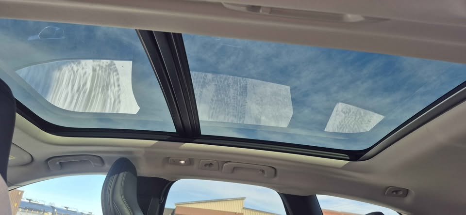 2023 Volvo XC60 Dark Theme