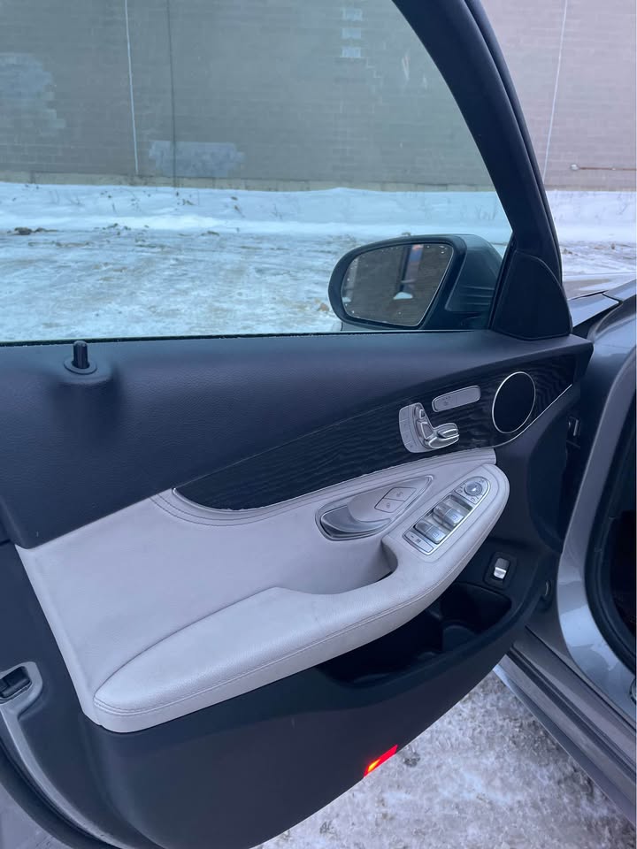 2016 Mercedes-Benz C300 4MATIC