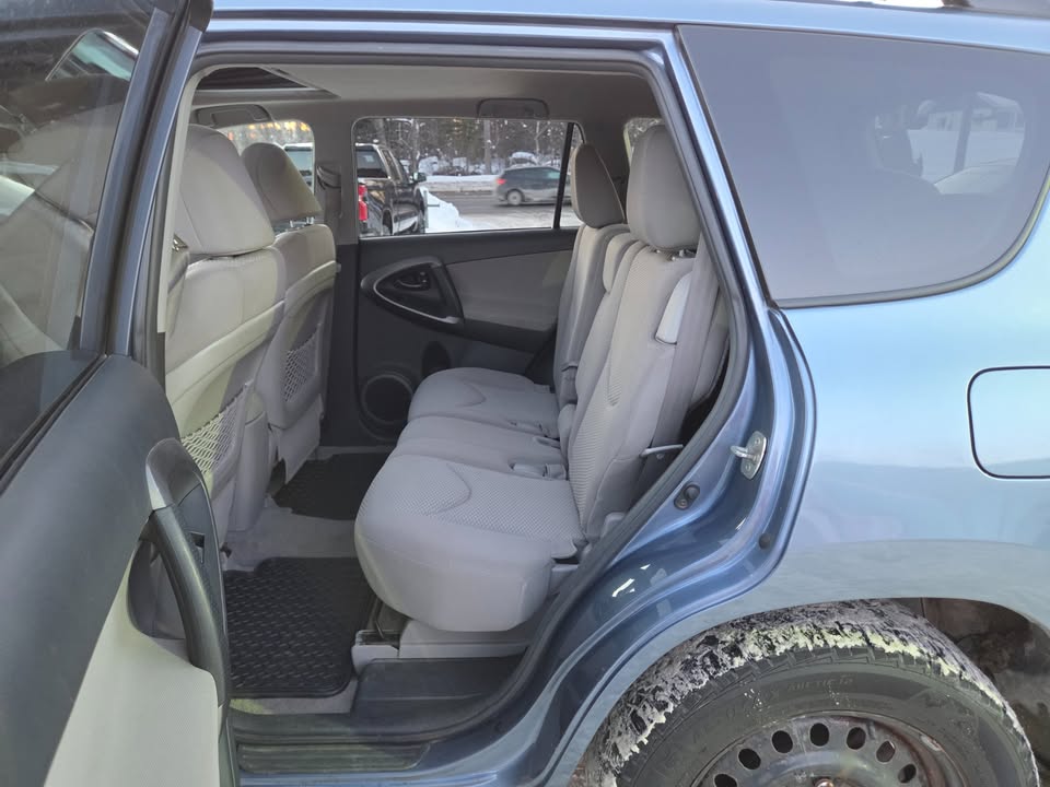 2012 Toyota RAV4 Base 4WD