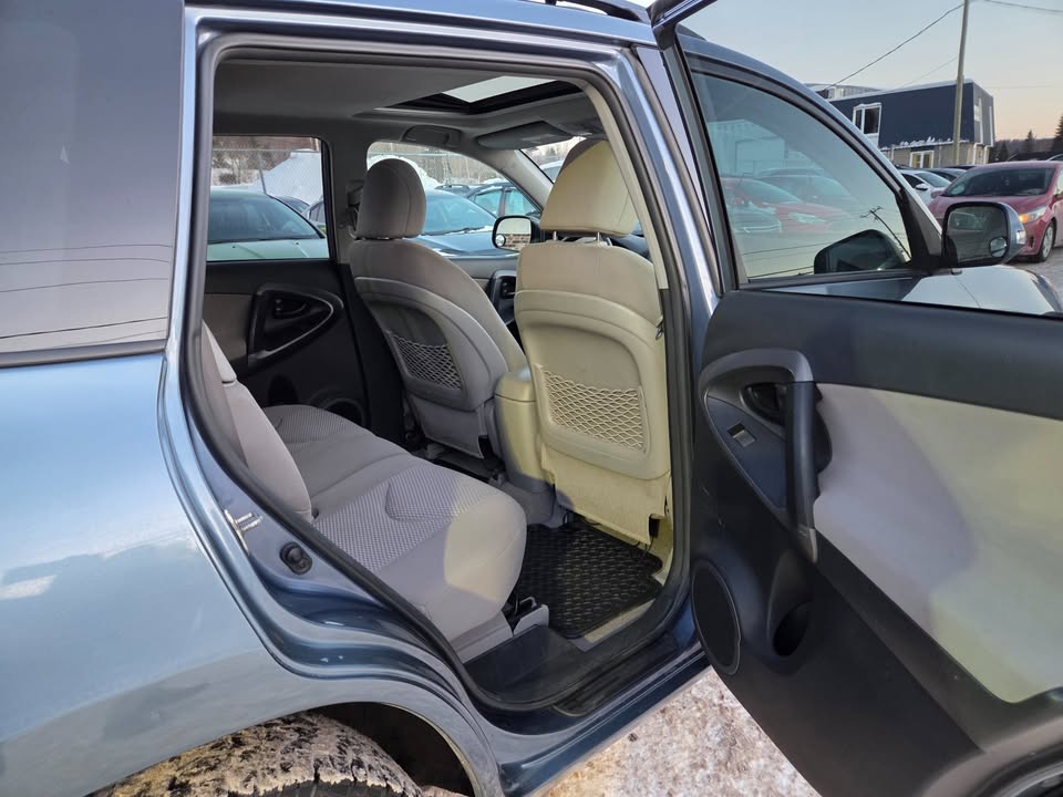 2012 Toyota RAV4 Base 4WD