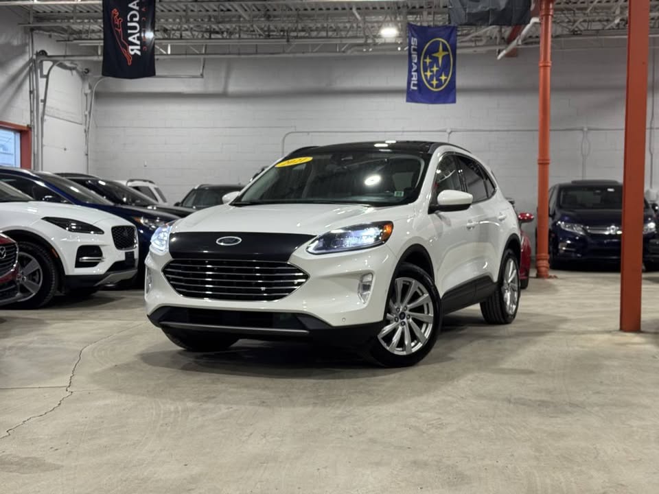 2021 Ford Escape Titanium Hybrid AWD