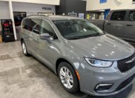 2021 Chrysler Pacifica Touring AWD