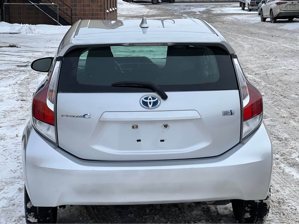 2016 Toyota Prius C