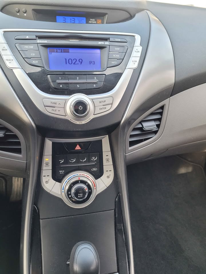 2011 Hyundai Elantra