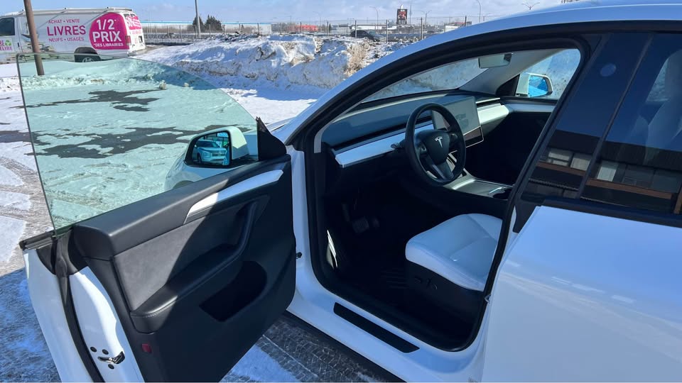 2022 Tesla Model Y Long Range (7-Seater)