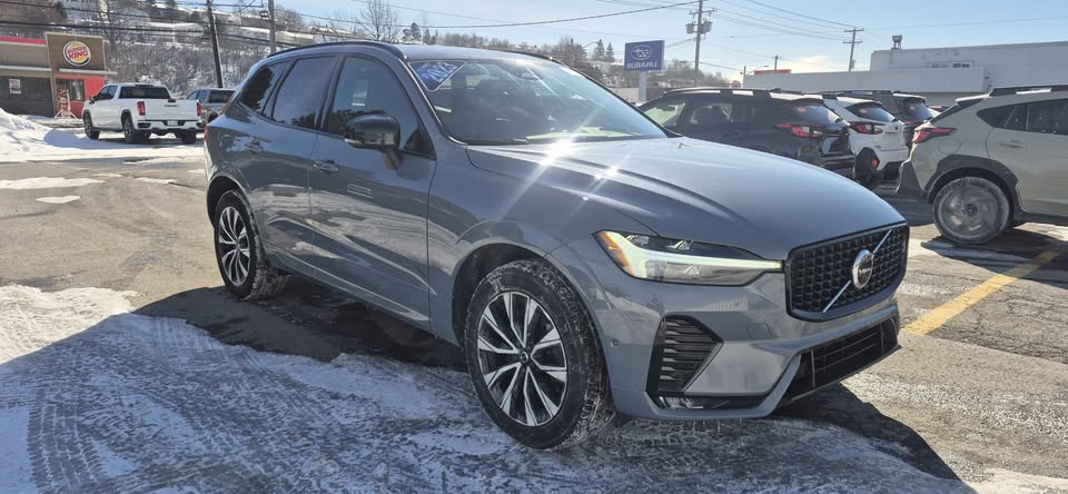 2023 Volvo XC60 Dark Theme