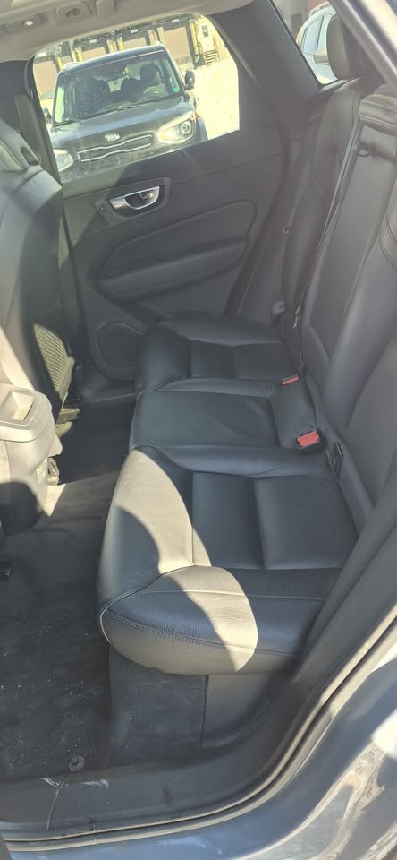 2023 Volvo XC60 Dark Theme