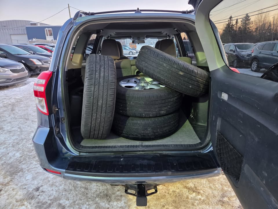 2012 Toyota RAV4 Base 4WD