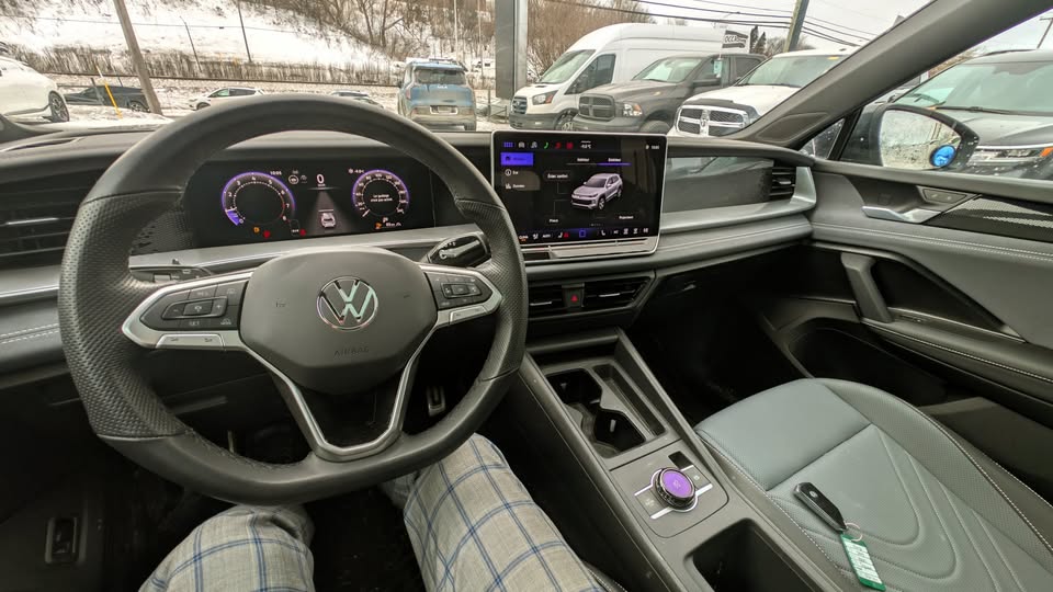 2025 Volkswagen Tiguan Comfortline R-Line Black Edition