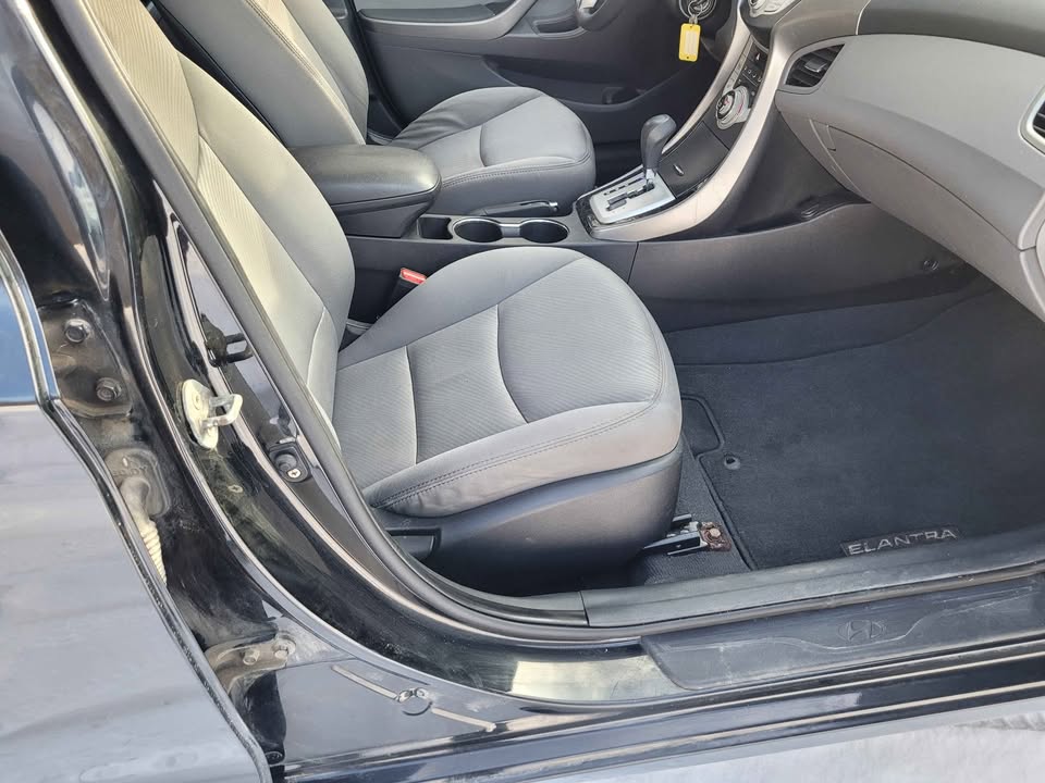 2011 Hyundai Elantra