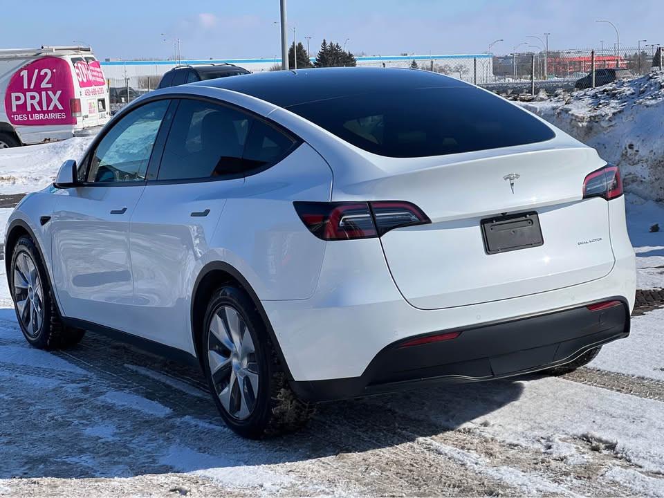 2022 Tesla Model Y Long Range (7-Seater)