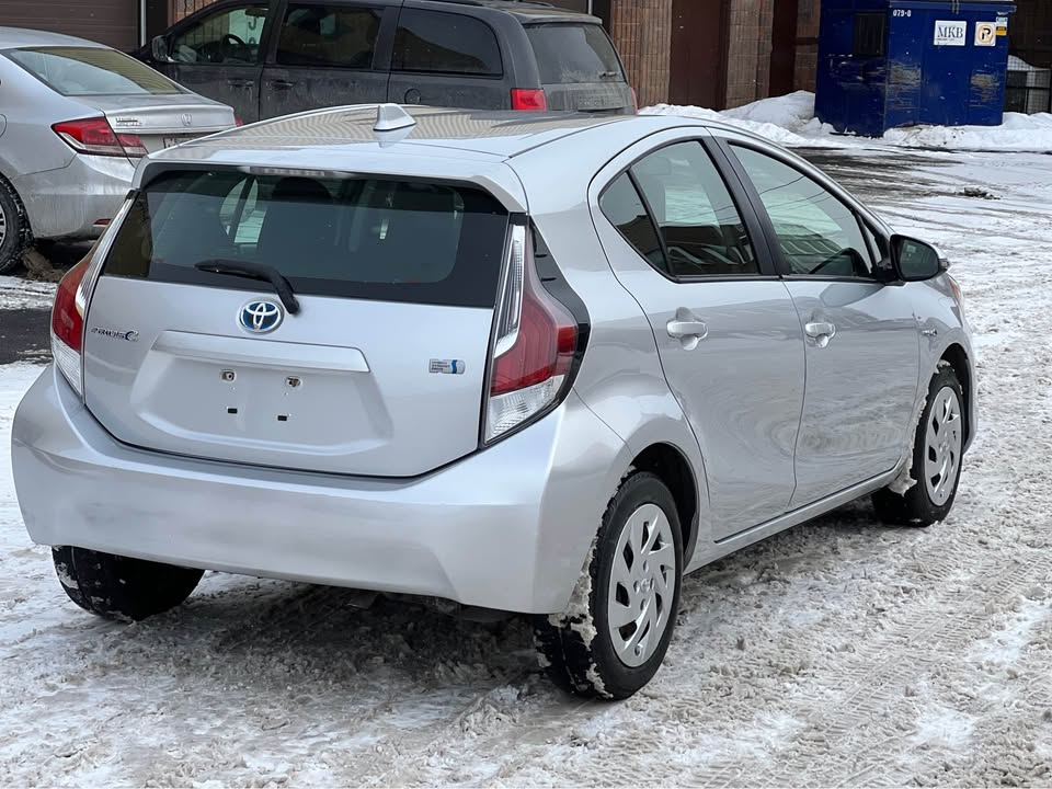 2016 Toyota Prius C