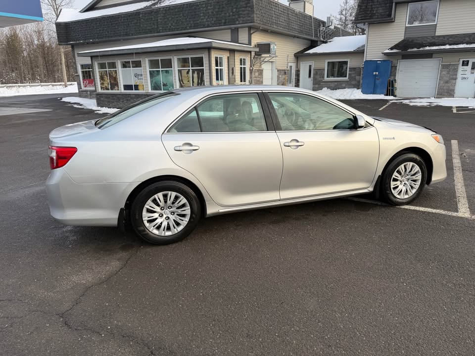 2013 Toyota Camry Hybrid LE