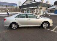 2013 Toyota Camry Hybrid LE