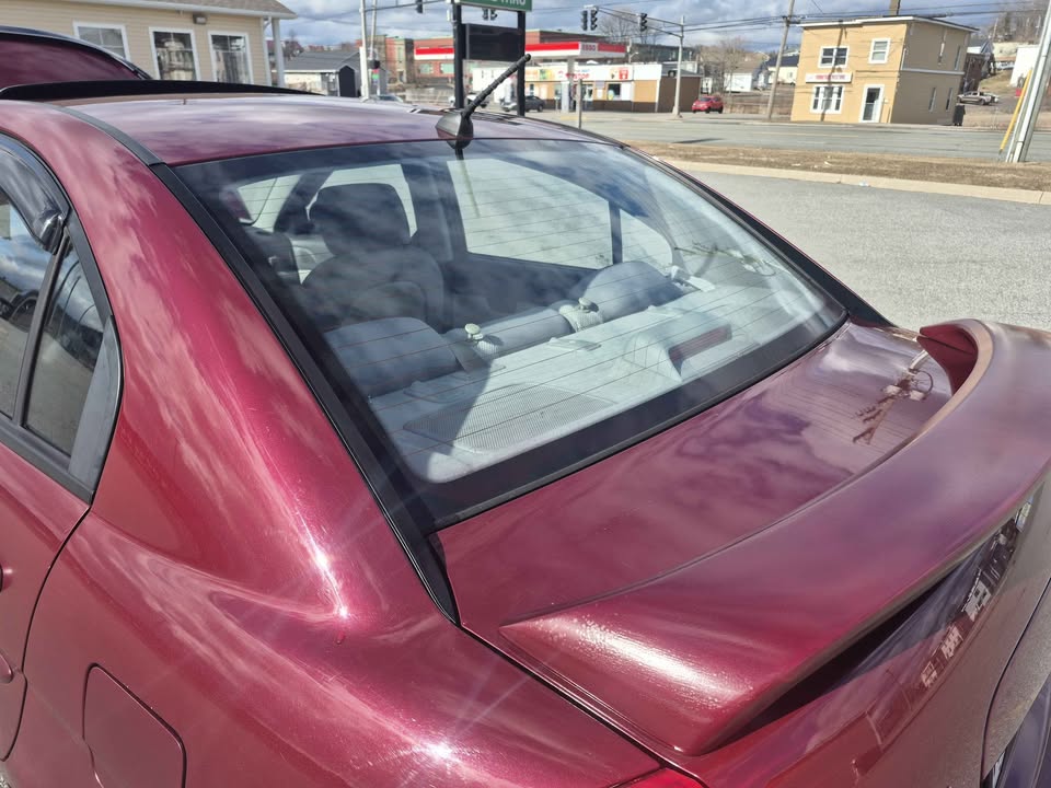 2010 Hyundai Accent GL sedan