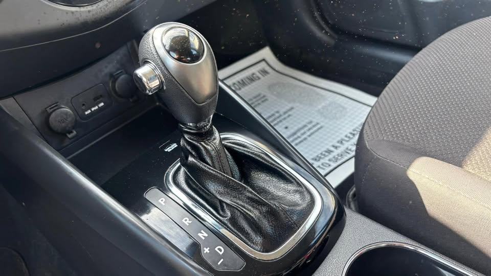 2013 Kia Forte LX Plus 5dr Hatchback