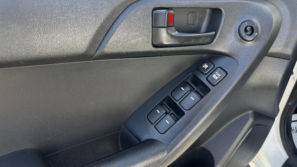 2013 Kia Forte LX Plus 5dr Hatchback