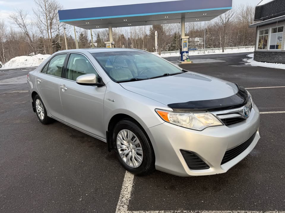2013 Toyota Camry Hybrid LE