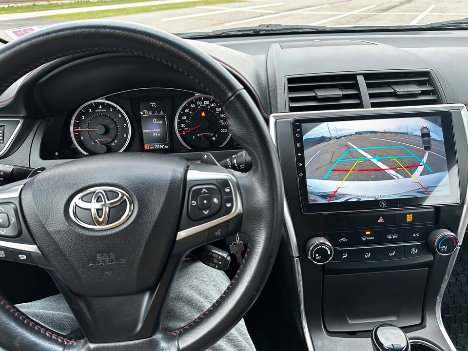 2015 Toyota Camry SE