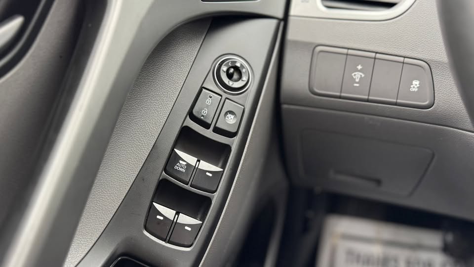 2014 Hyundai Elantra L – Manuel 6 vitesses