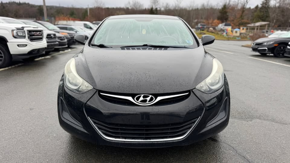 2014 Hyundai Elantra L – Manuel 6 vitesses