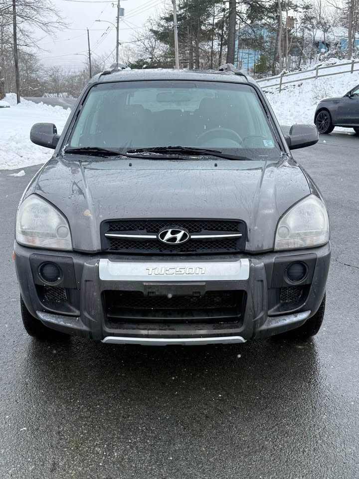 2008 Hyundai Tucson 2.7L FWD