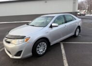 2013 Toyota Camry Hybrid LE