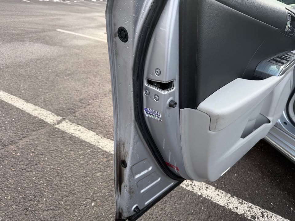 2013 Toyota Camry Hybrid LE