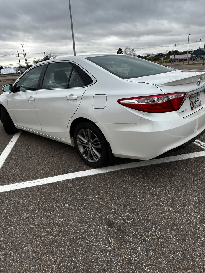 2015 Toyota Camry SE