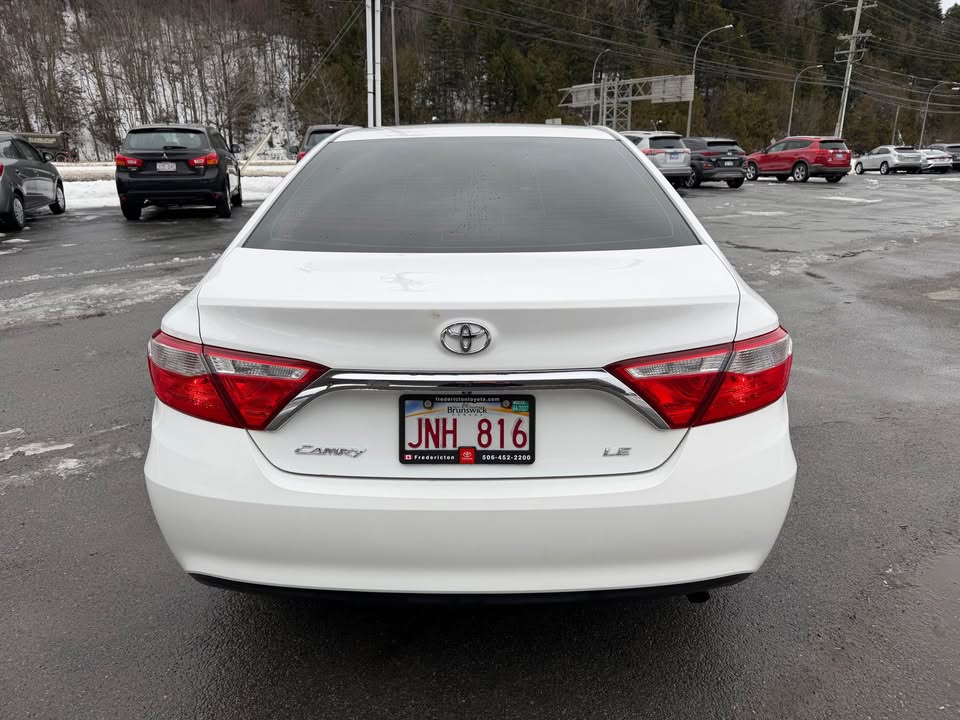 2016 Toyota Camry LE