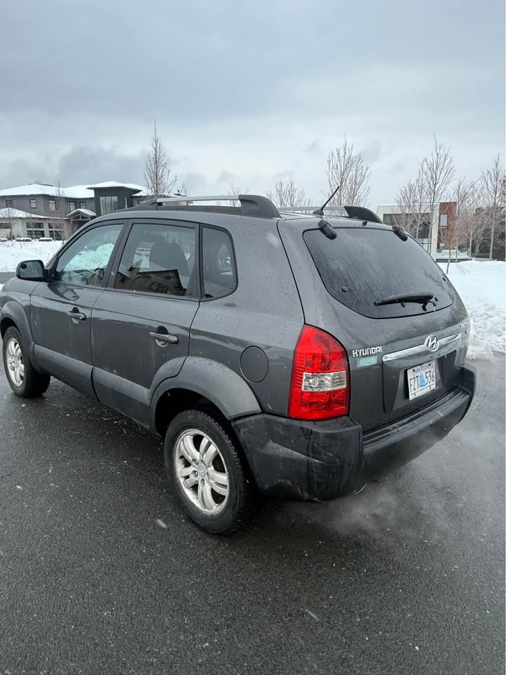2008 Hyundai Tucson 2.7L FWD