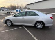 2013 Toyota Camry Hybrid LE