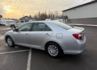2013 Toyota Camry Hybrid LE