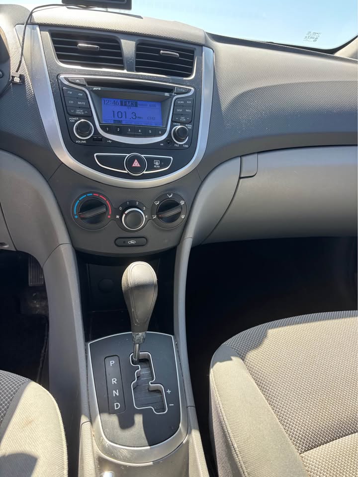 2013 Hyundai Accent