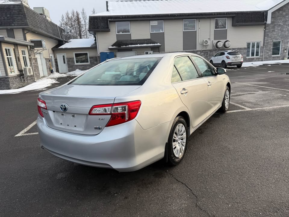 2013 Toyota Camry Hybrid LE