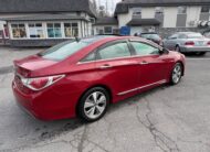 2012 Hyundai Sonata Hybrid Limited – Top of the line
