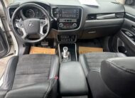 2019 Mitsubishi Outlander PHEV SE AWD