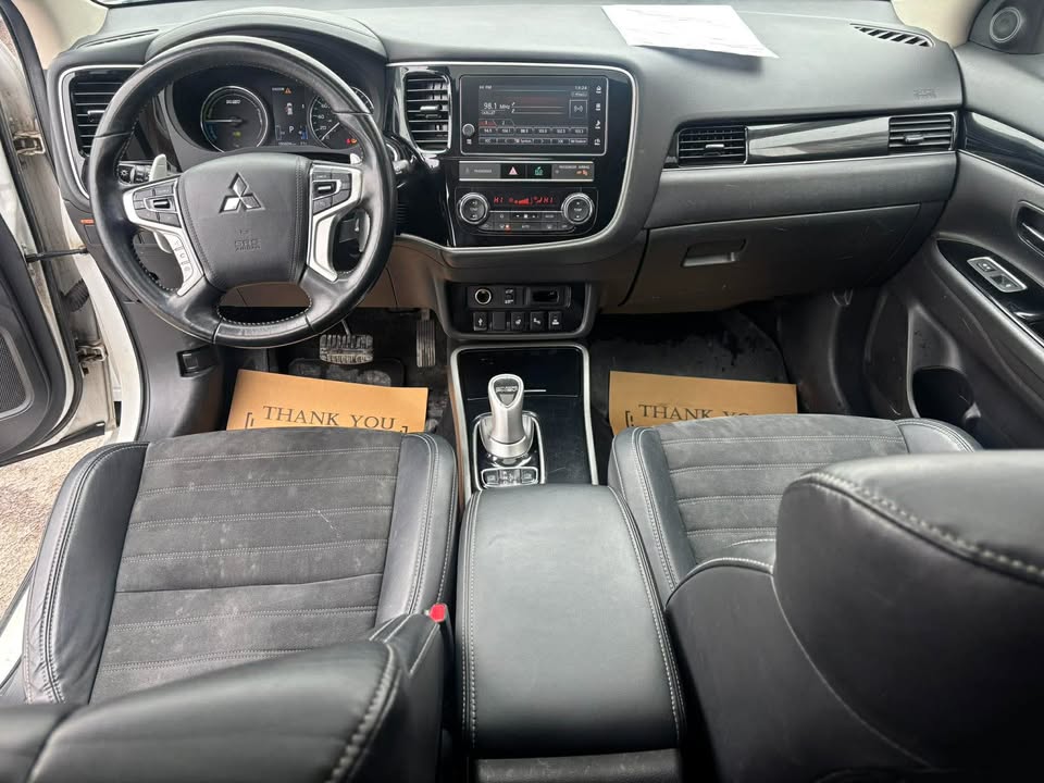 2019 Mitsubishi Outlander PHEV SE AWD