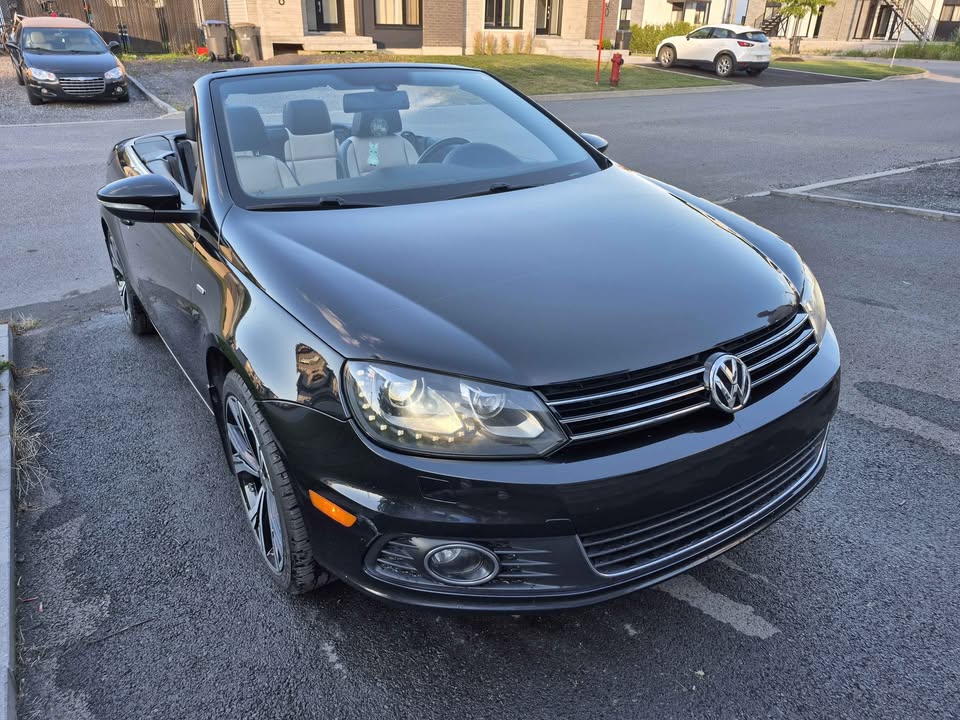 2015 Volkswagen Eos Wolfsburg Edition – Cabriolet