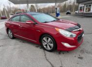 2012 Hyundai Sonata Hybrid Limited – Top of the line