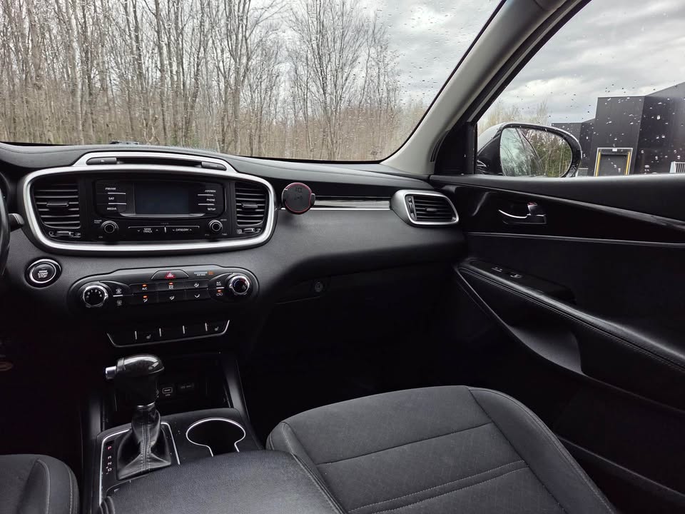 2017 Kia Sorento V6 AWD