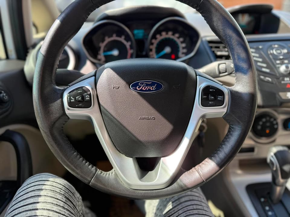 2015 Ford Fiesta SE