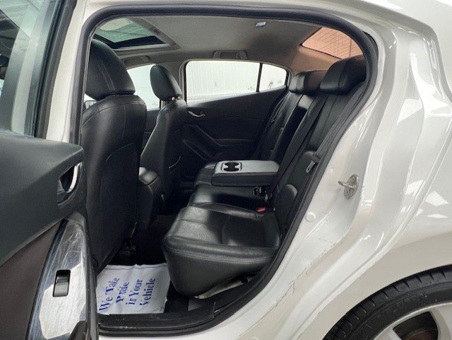 2017 Mazda 3 GT
