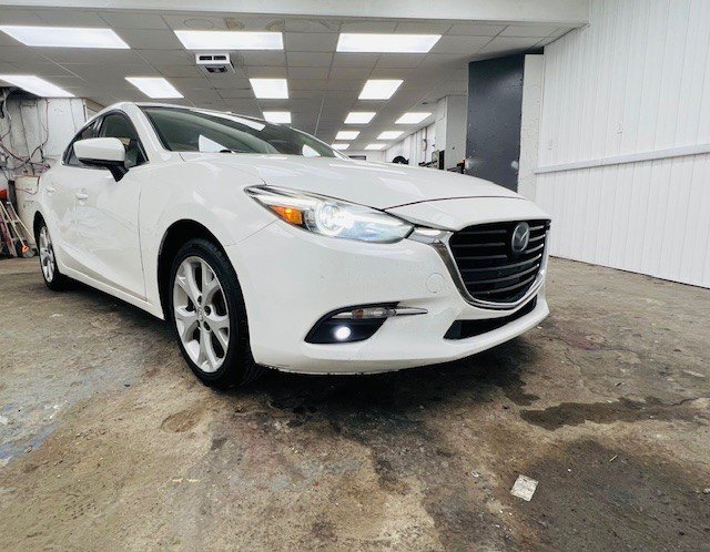 2017 Mazda 3 GT